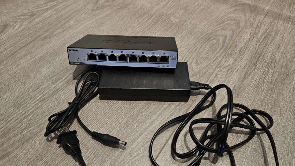 8-Port Gigabit PoE Smart Managed Switch