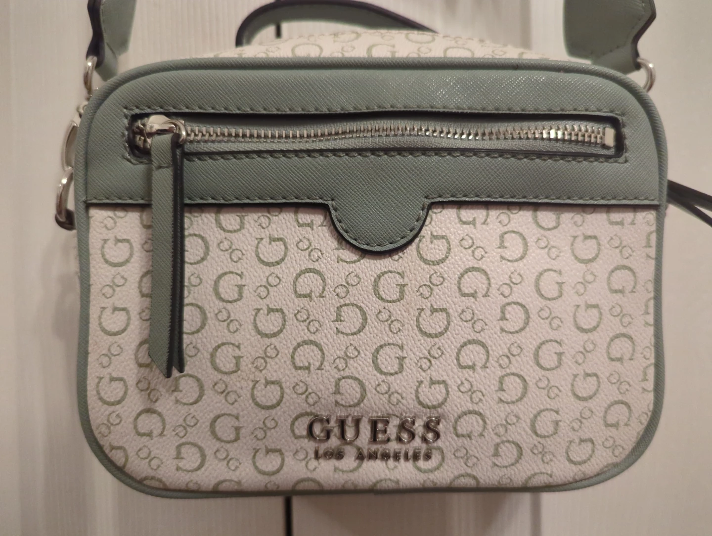 GUESS crossbody bag with coin purse - photo 3