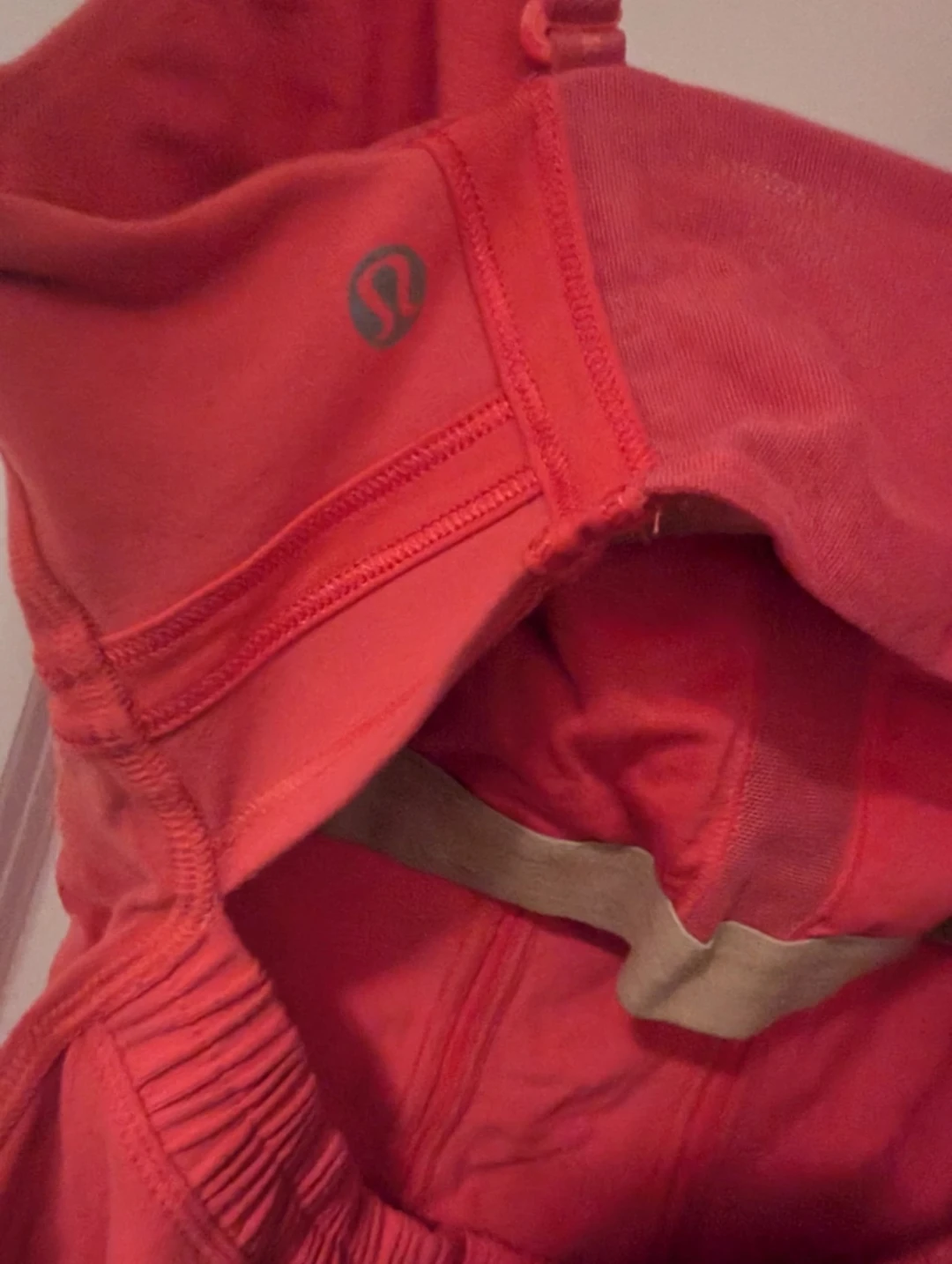 Lululemon Tank Top - Coral pink 🥕 - photo 3