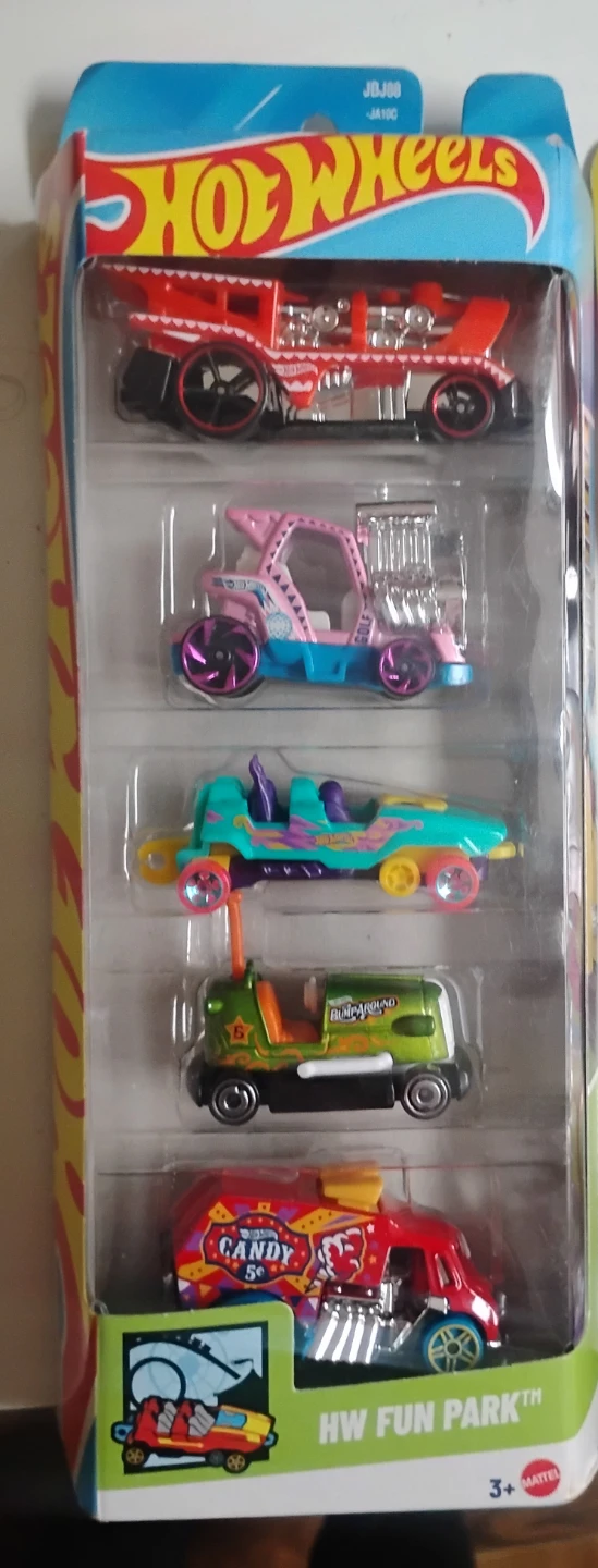 🏆Hot Wheels HW Fun Park 5-Car Pack
