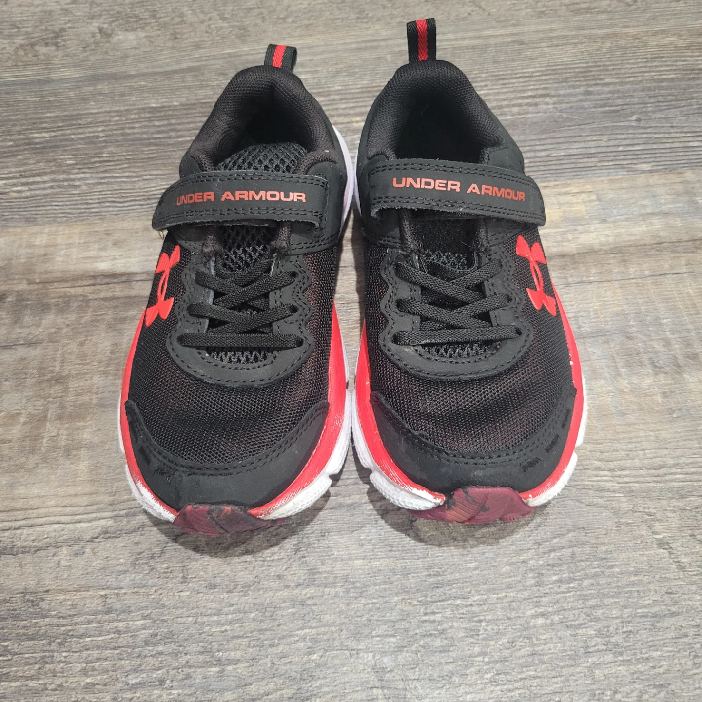 Under Armour Kids Running Shoes Size 13