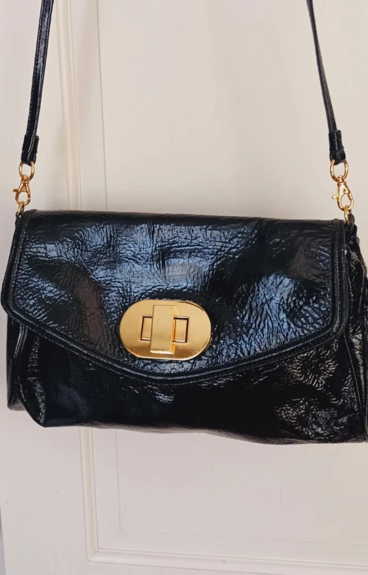 BADGLEY MISCHKA Black Patent Leather Crossbody Handbag