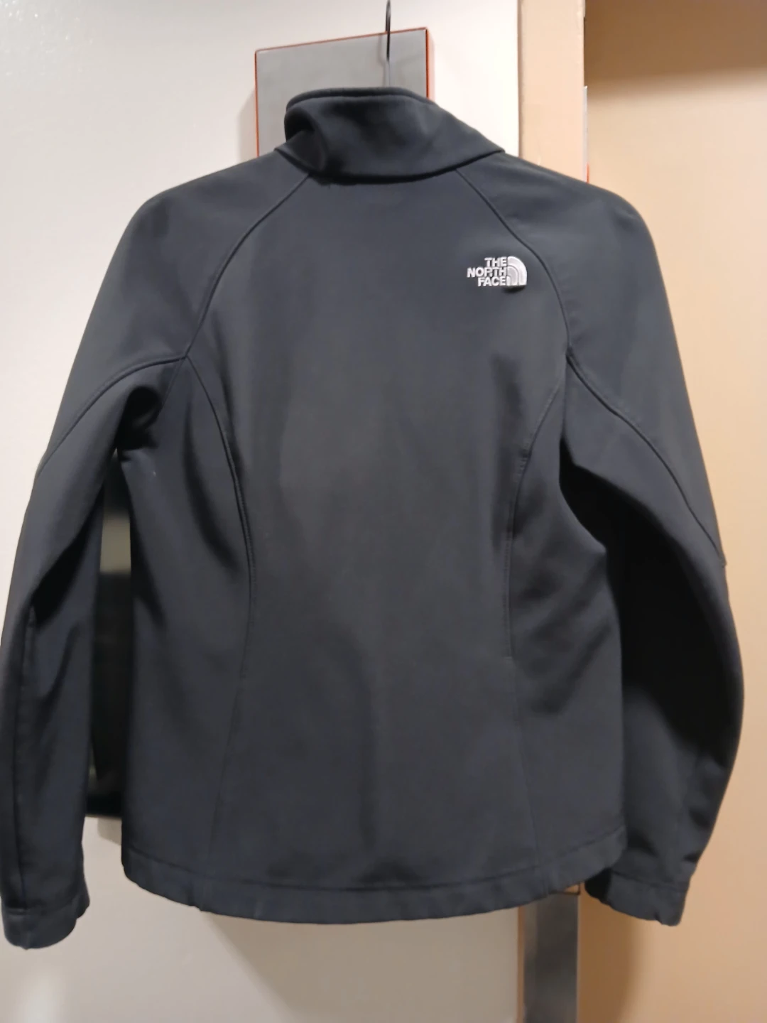 The North Face Black Soft Shell Jacket S/P - photo 4