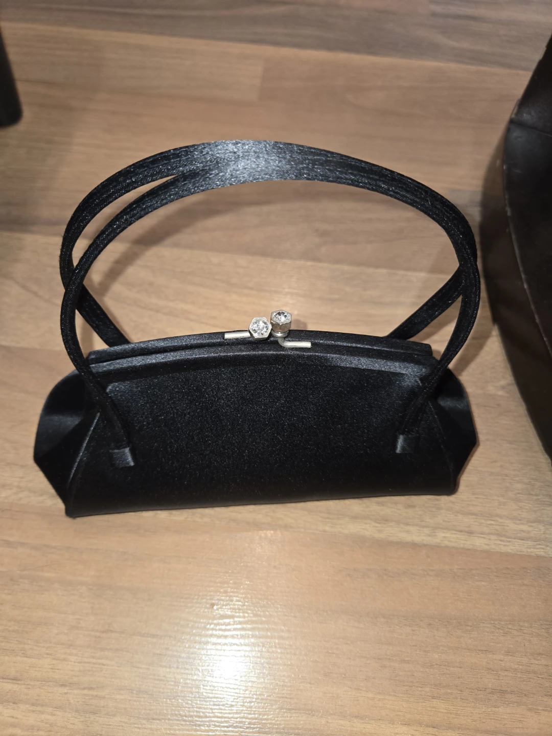 Black satin evening clutch with rhinestone clasp - photo 5