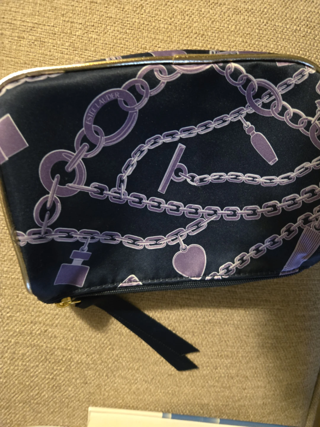 Estée Lauder Cosmetic Bag - photo 2
