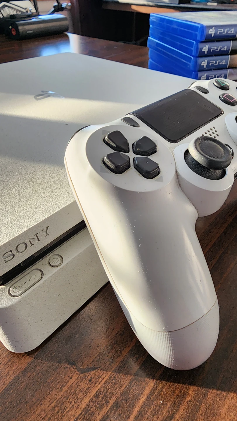 Sony PlayStation 4 Slim White Console with Games