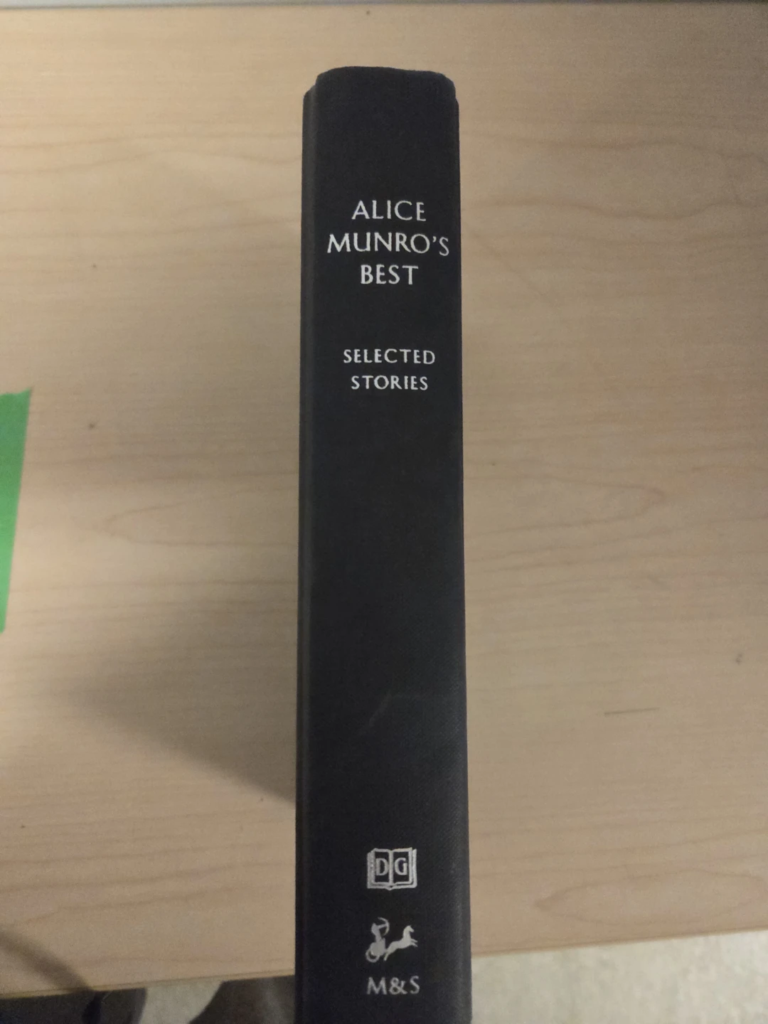 Alice Munro's Hardcover Best: Selected Stories