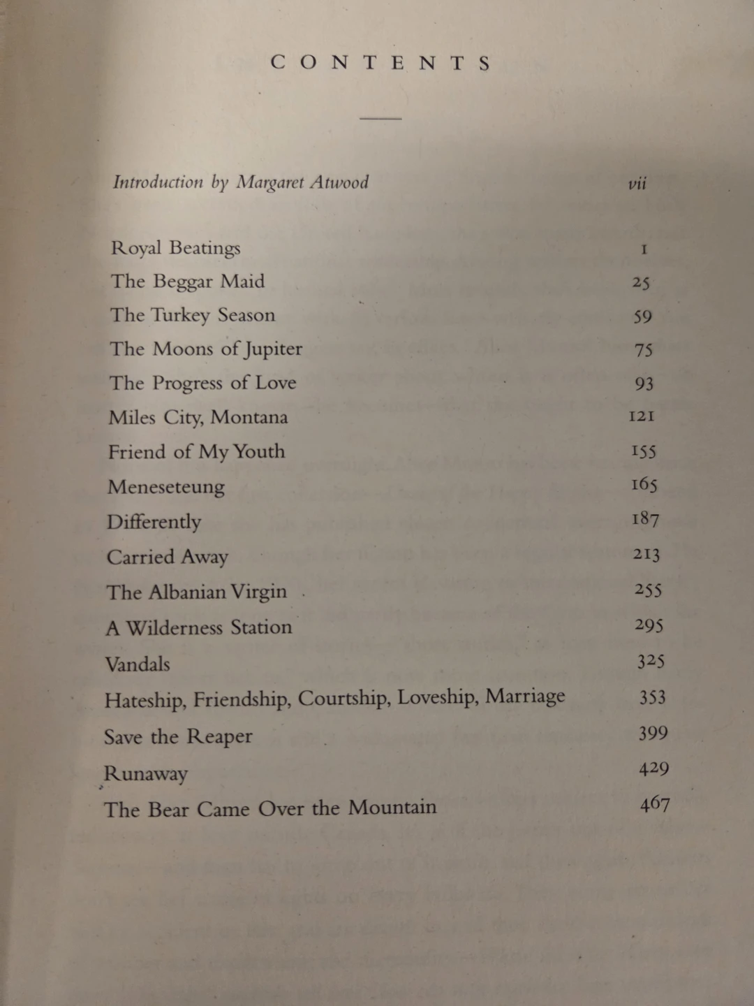 Alice Munro's Hardcover Best: Selected Stories - photo 3