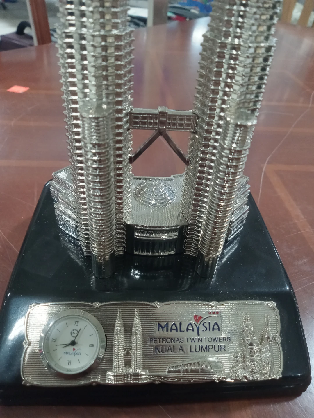 Petronas Twin Towers Kuala Lumpur Souvenir Clock