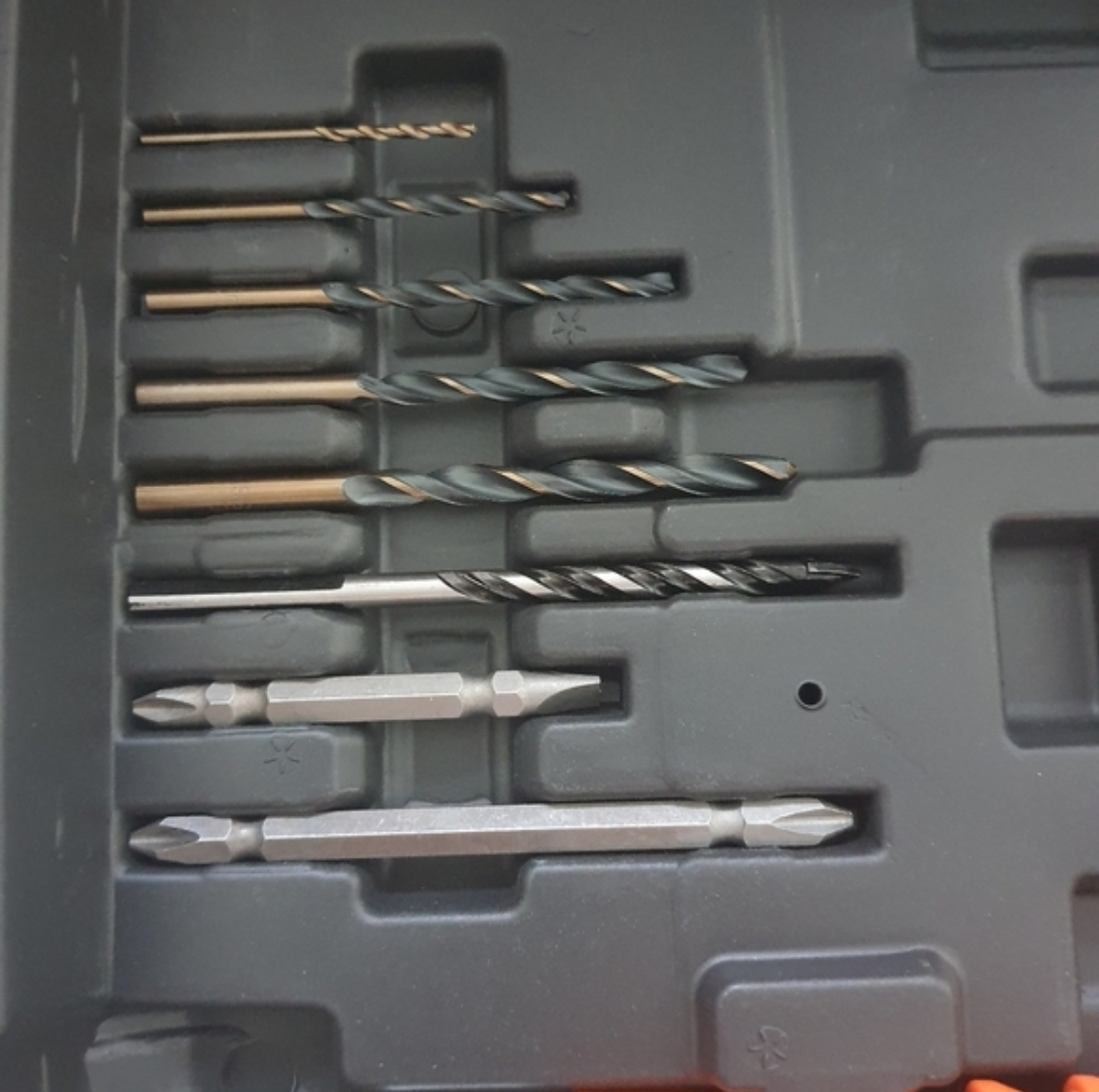 20V Electric Drill Set - photo 4