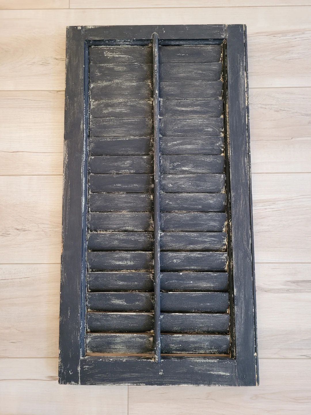 One Decorative Wooden Shutter 27 & 1/2" H - photo 3