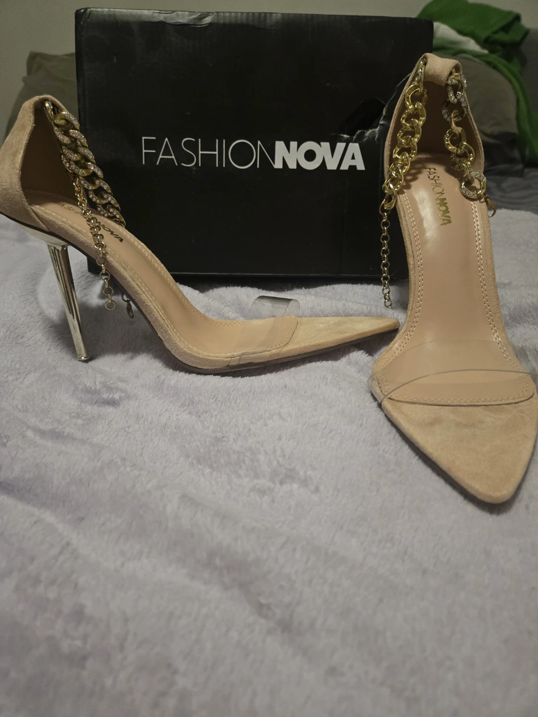 Fashion Nova Women's Heels with Gold Chain Detail