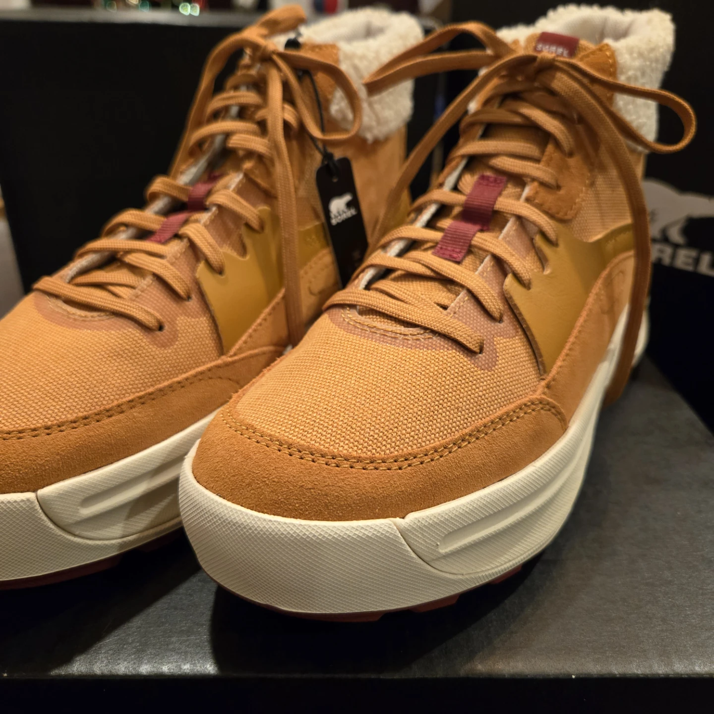Sorel x Calia Ona 503 Mid Cozy Waterproof Boots 🏆