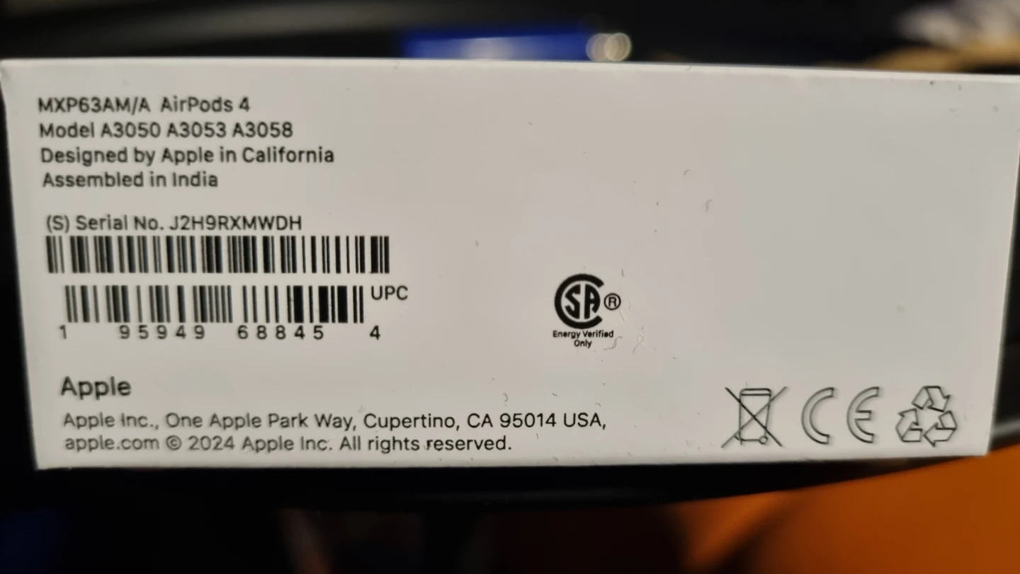 Apple AirPods 4 Wireless Earbuds - photo 3