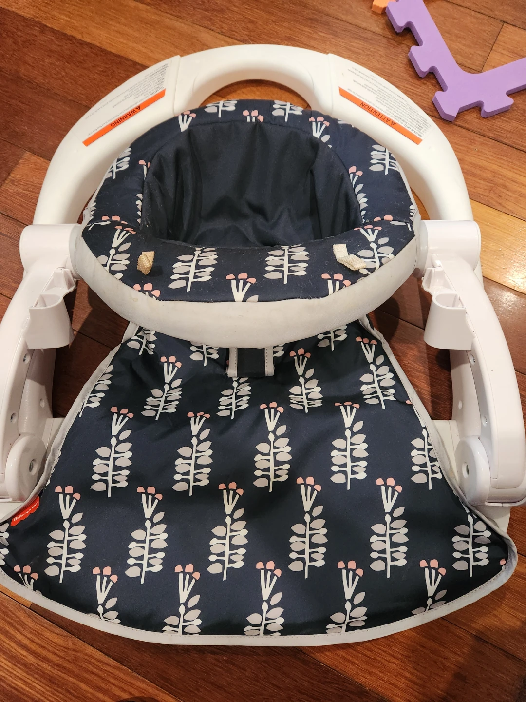 Fisher-Price Sit-Me-Up Seat with Toys