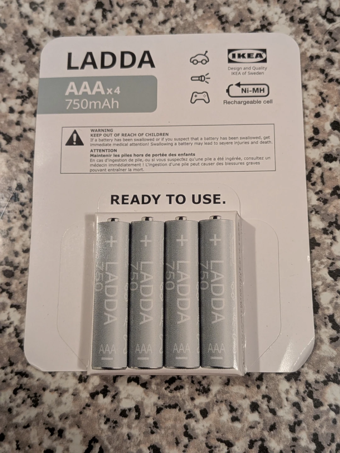 Brand New Battery Charger + 4 AA + 4 AAA batteries - photo 2
