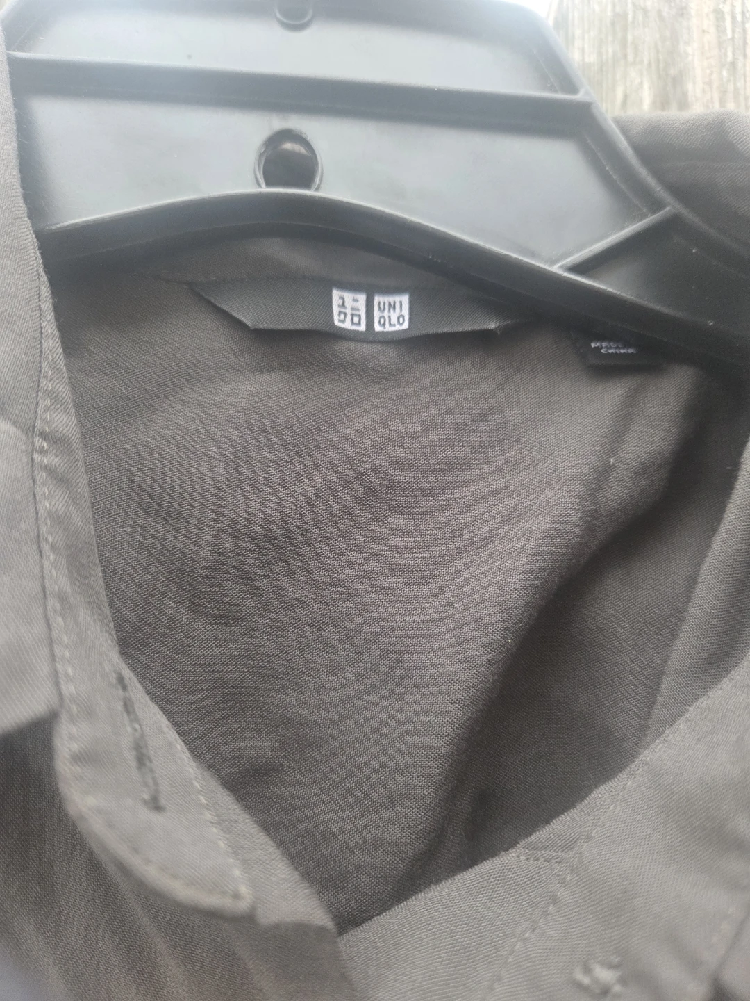 UNIQLO Sleeveless Button-Up Shirt - photo 3