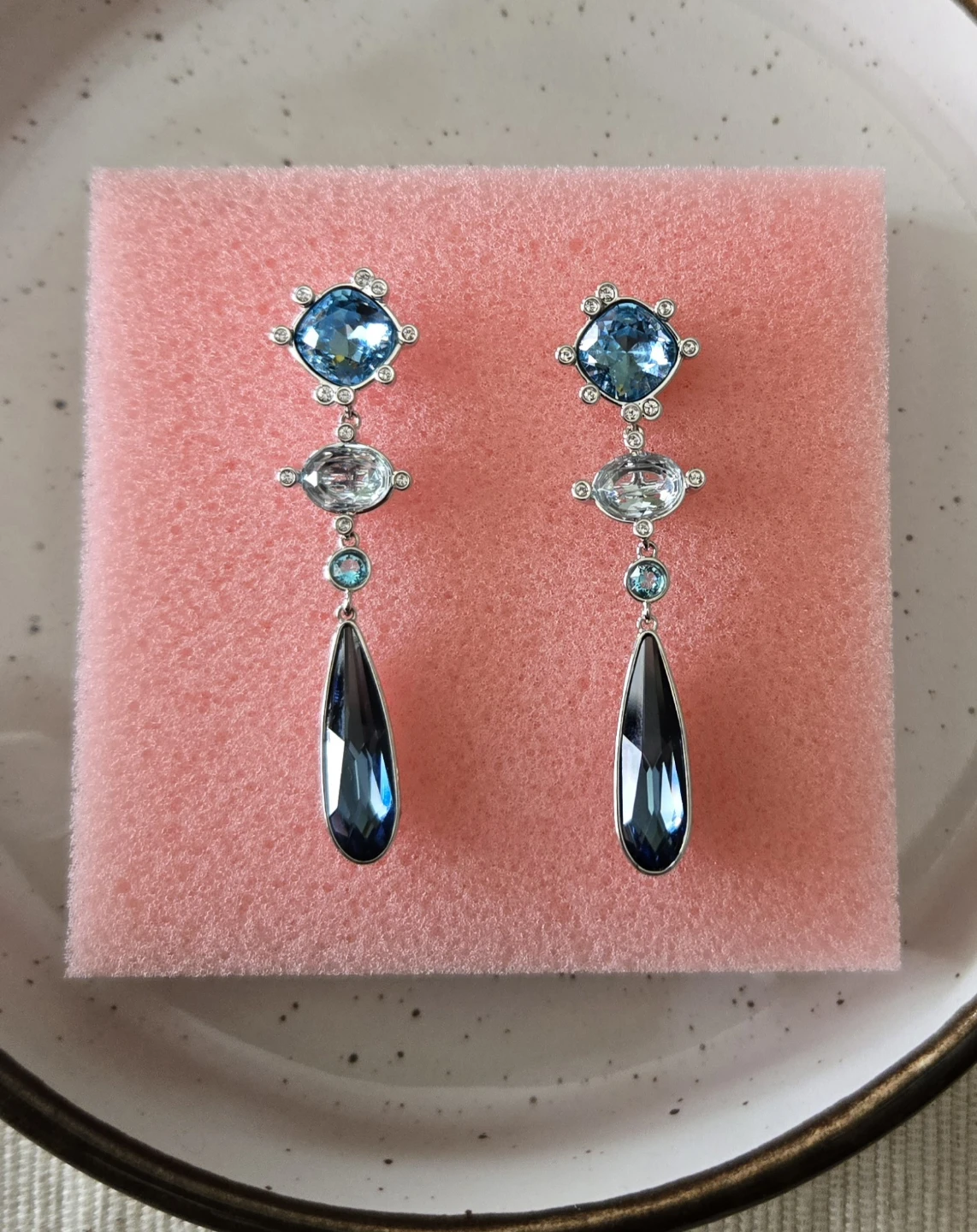 Dangle Drop Swarovski Earrings with Blue Crystals