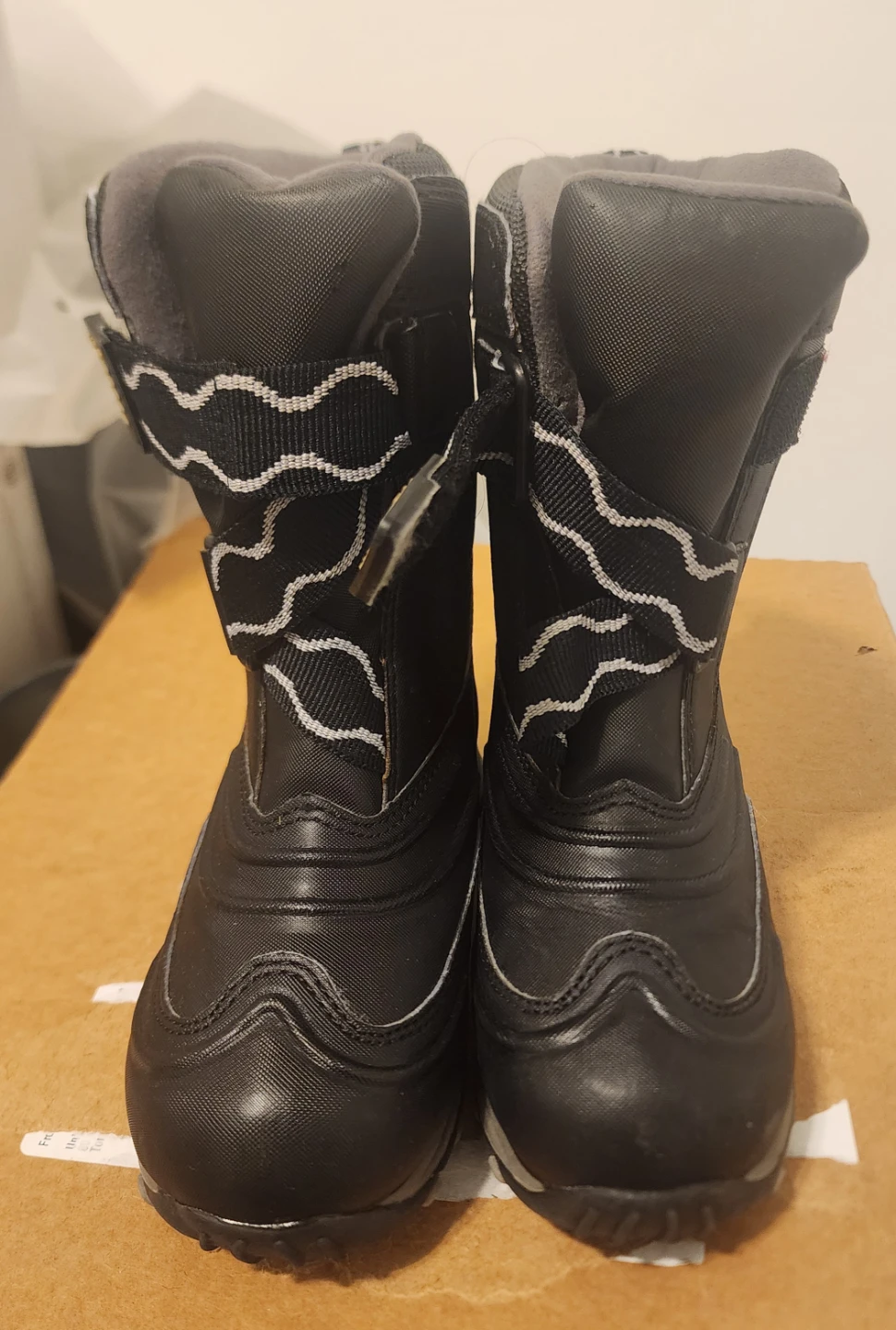 L.L.Bean Kids Winter Boots Size 11 Black - photo 4