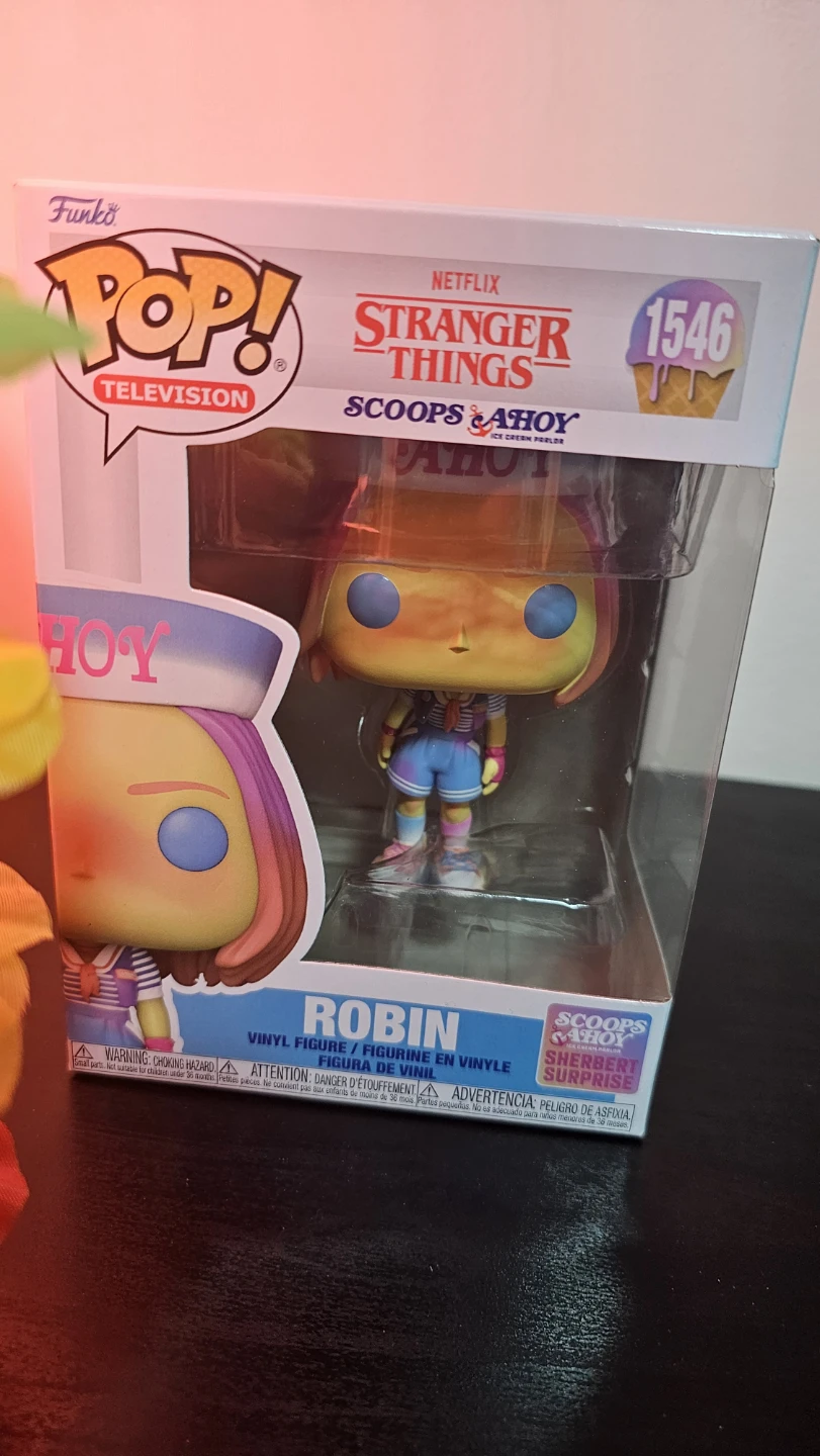Stranger Things - Robin Funko Pop! #1546