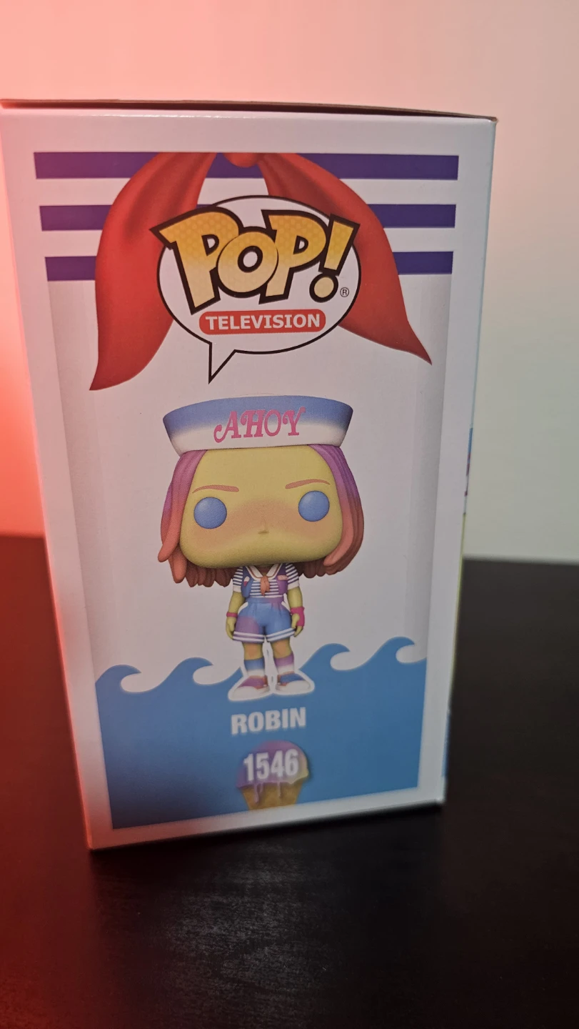 Stranger Things - Robin Funko Pop! #1546 - photo 4