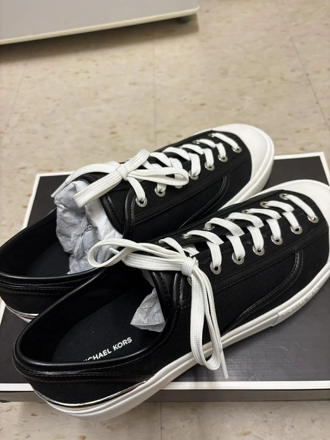 Michael Kors Black Canvas Shoes/Sneakers - Men Size 11.5 - photo 2