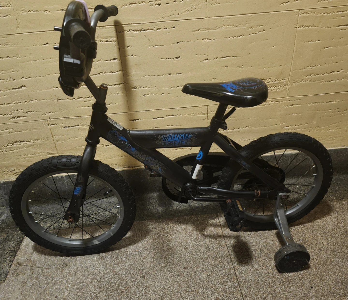 Huffy Marvel Black Panther Boys Bike 16" wheels  Pre-owned