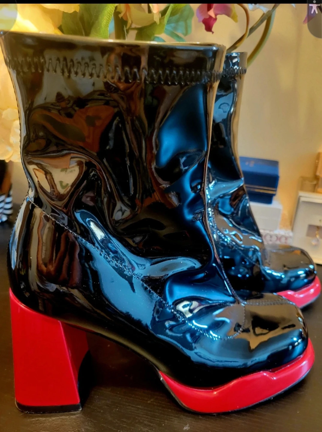 Black Patent Chunky Heel Boots - photo 2
