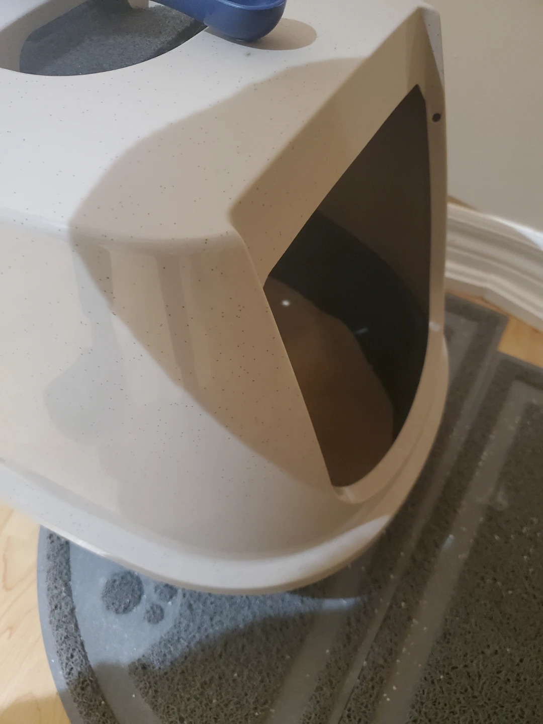 Fresh4Life Hooded Litter Box with Scoop - photo 2