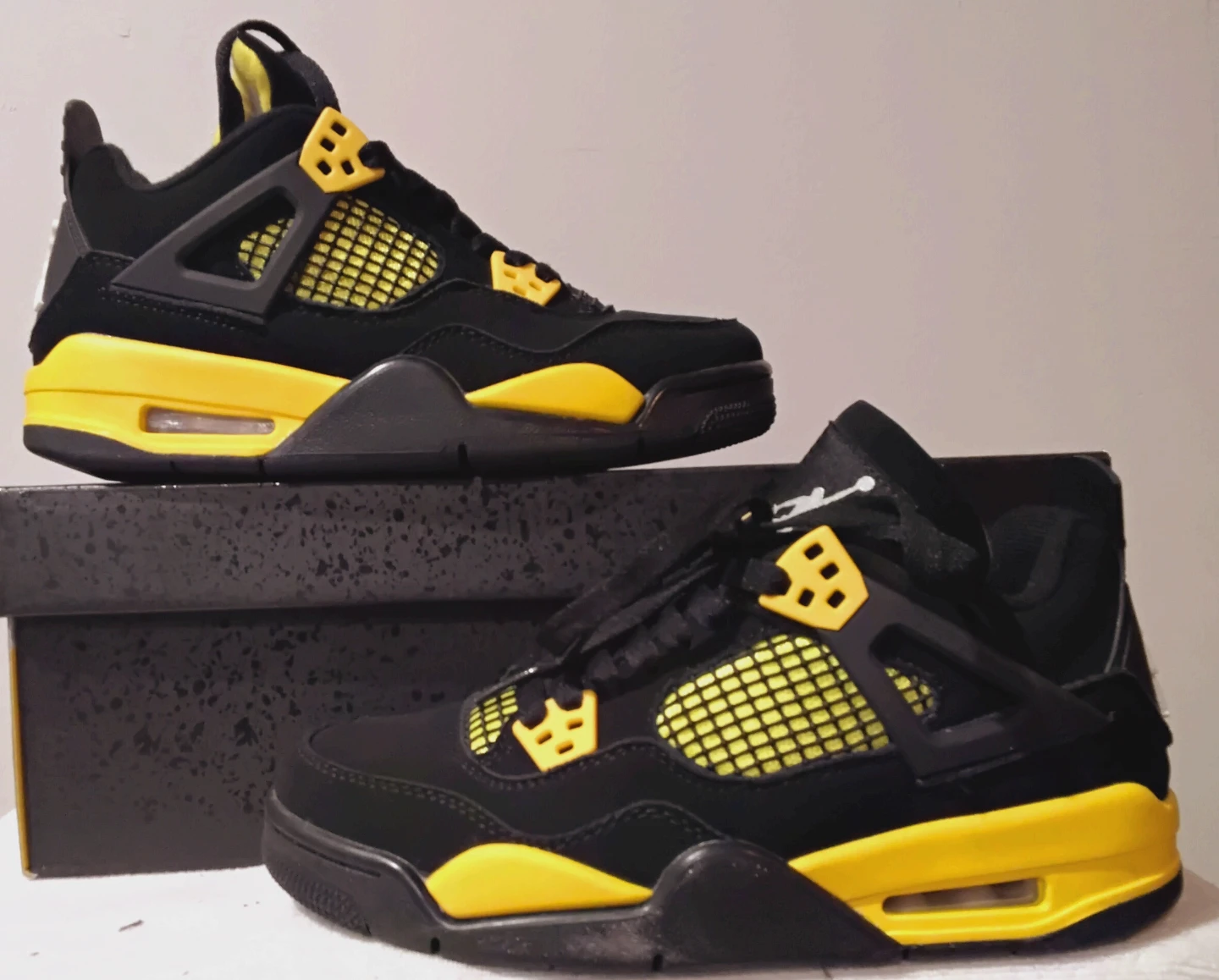 Air Jordan 4 "Lightning" (2021) PS - photo 2