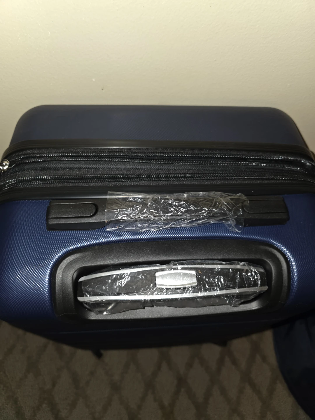 New Blue Hardside Spinner Luggage - photo 2