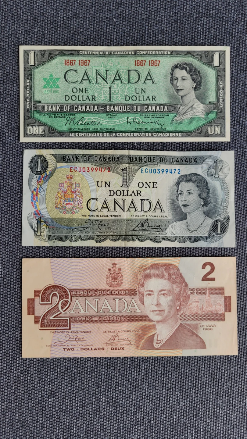 Collection of Canadian Banknotes - 1 Dollar & 2 Dollar