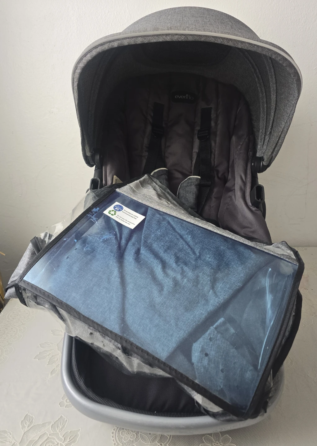 Evenflo Stroller Seat with Canopy - photo 3