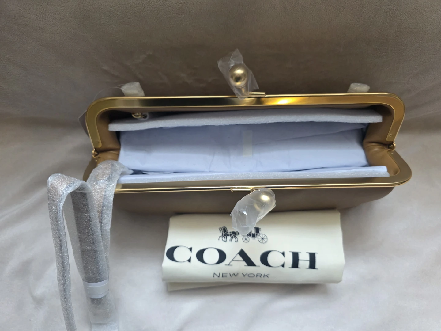 Coach Kisslock 30: 2026 February Fall Runway - photo 3