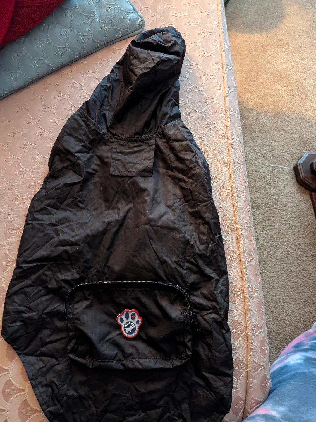 Canada Pooch Black Dog Raincoat Size 18 - photo 4