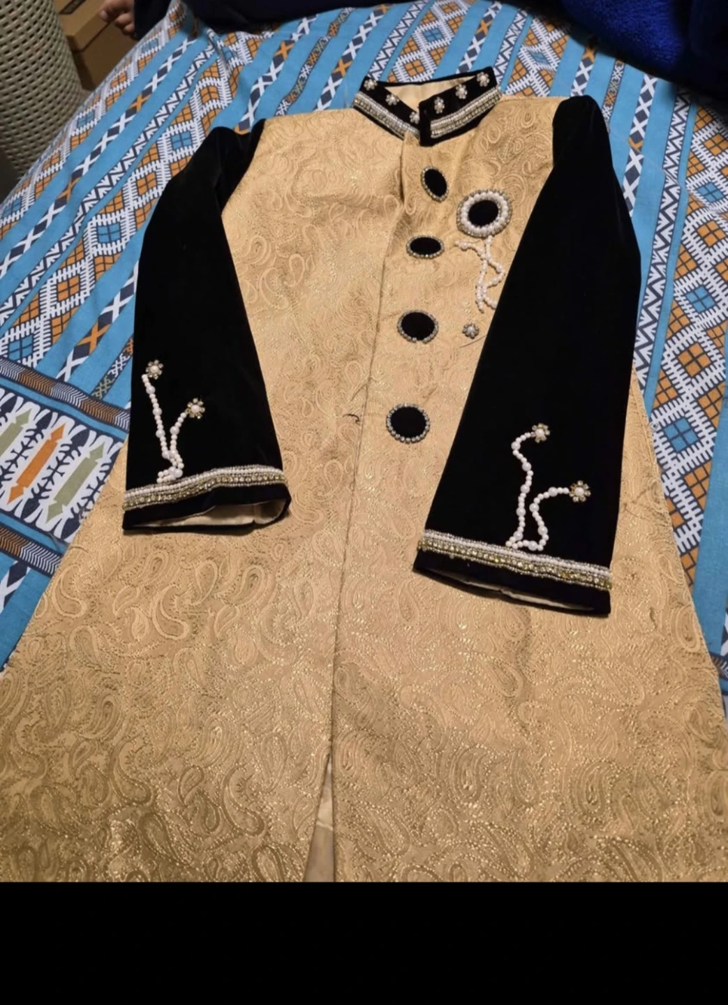 Gold Brocade Sherwani with Black Velvet Sleeves - photo 4