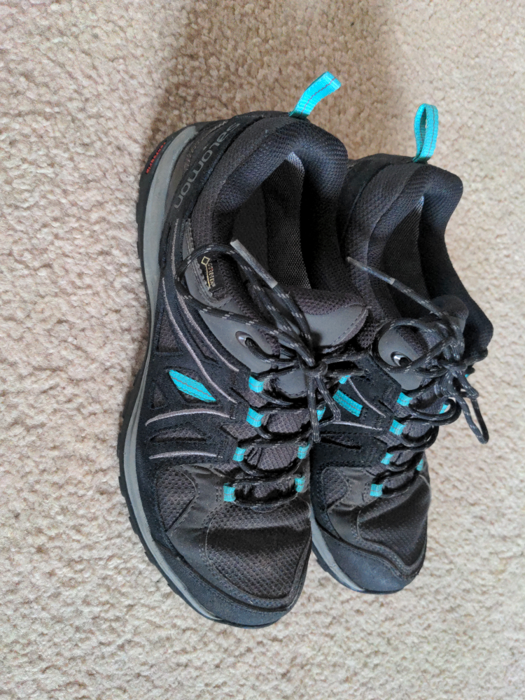 Salomon Gore-Tex Hiking Shoes - Women's Size 9 - photo 2