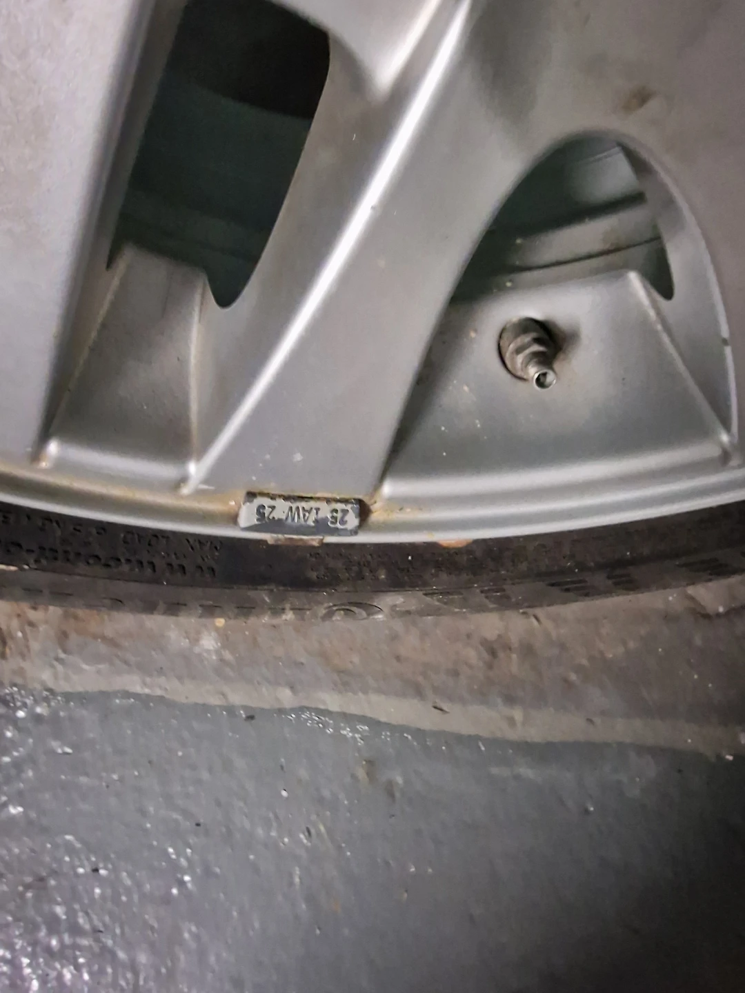 BMW Series 3 Tyres