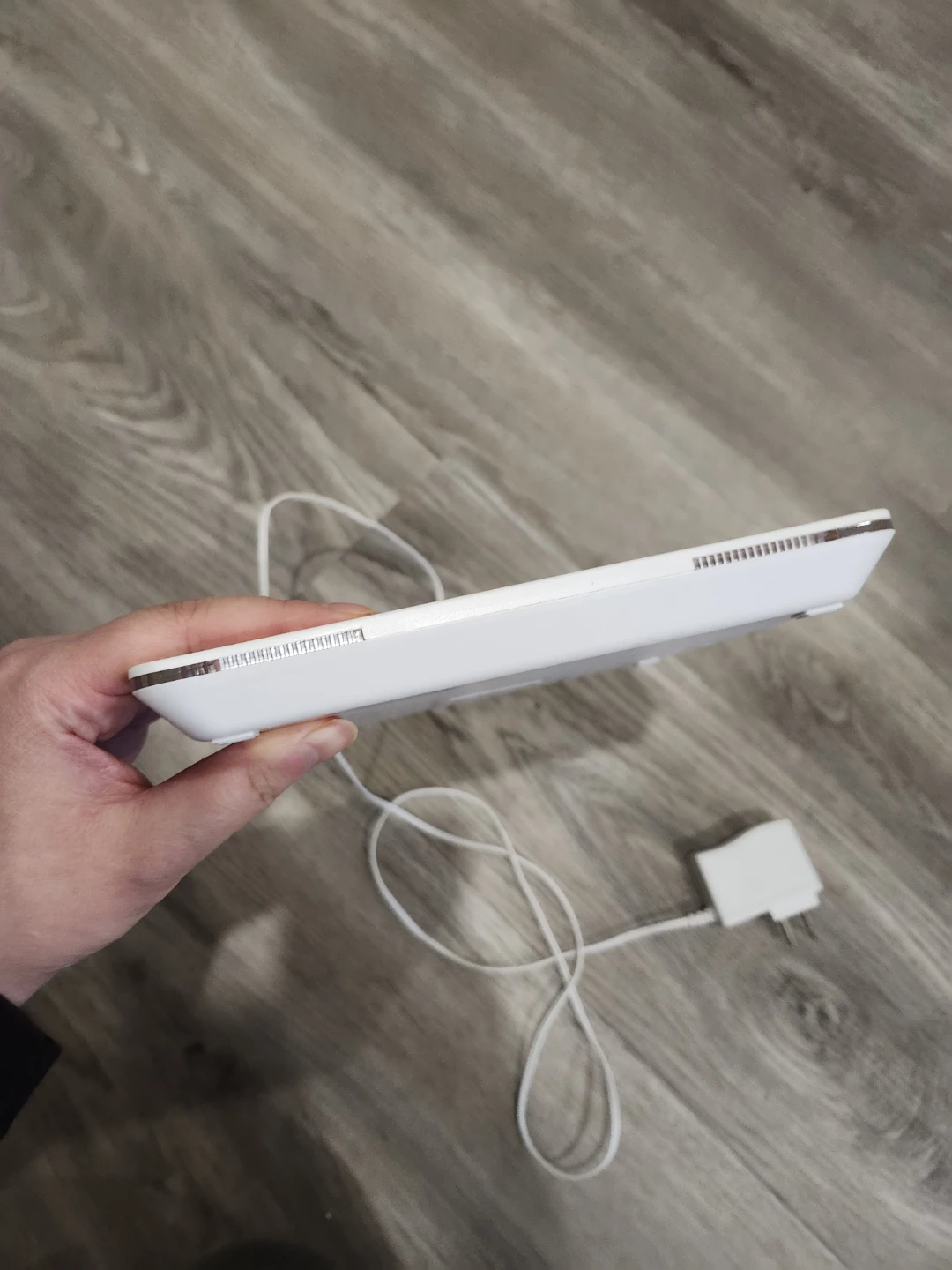 Rocketfish Induction Charger - photo 2