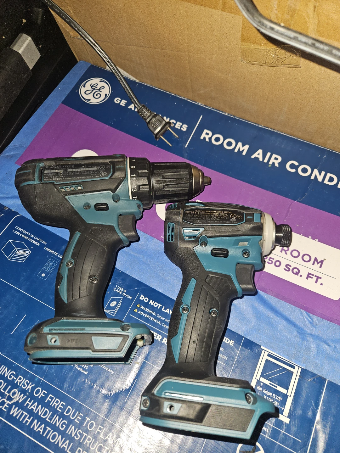 Makita XFD10 & XDT19 Cordless Drills