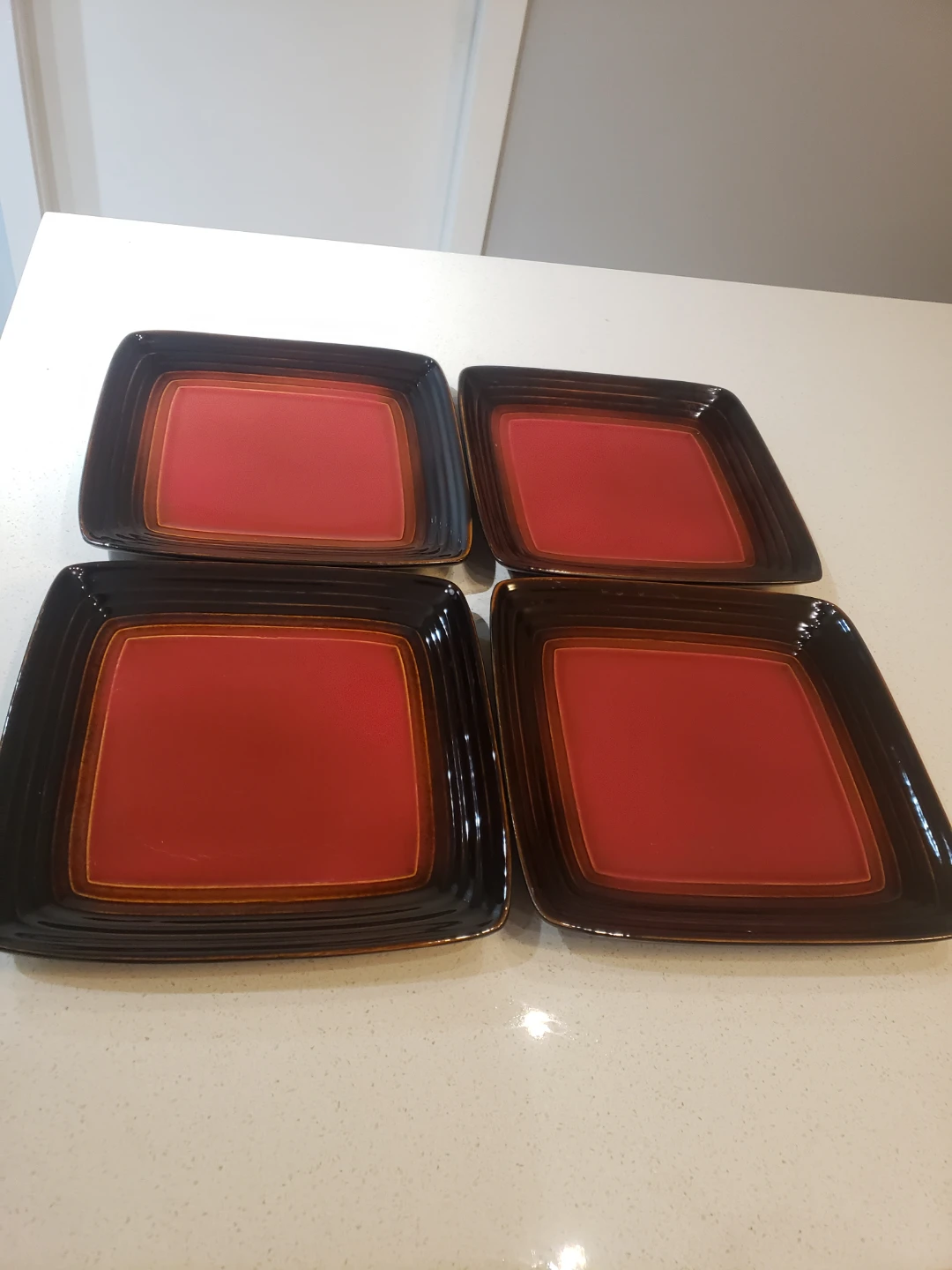 12 piece Square Red and Black Dinnerware set - photo 2