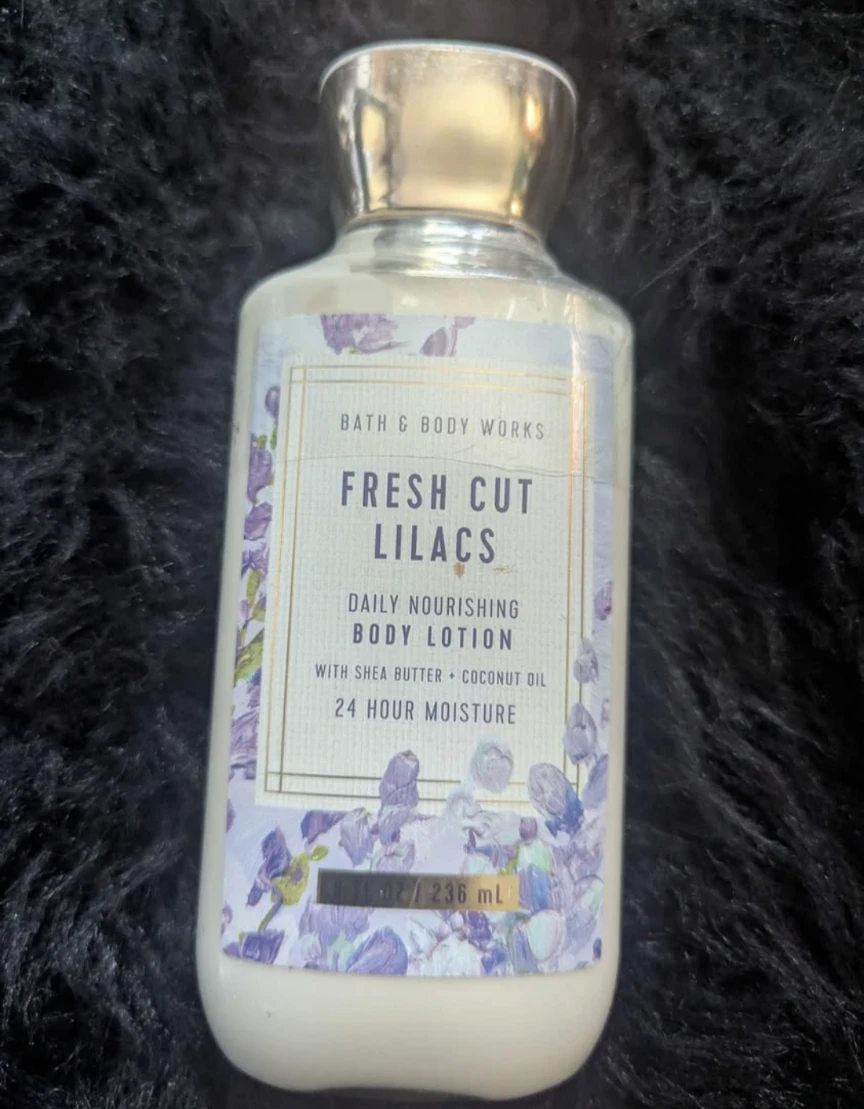 Fresh Lilacs lotion and spray bath body works