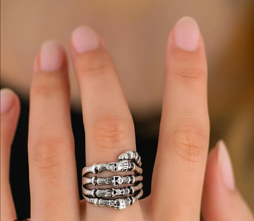 Skeleton Hand Ring