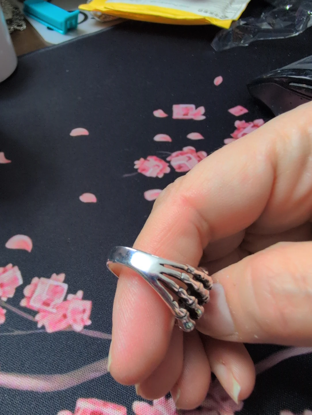 Skeleton Hand Ring - photo 4