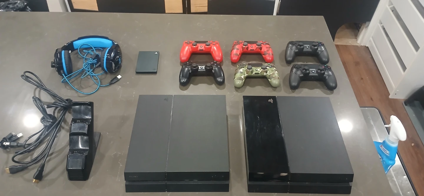 Playstation 4 / Controllers / Charger - photo 5