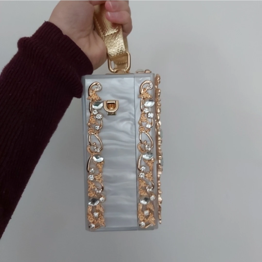 Acrylic and gold plated handbag - photo 3