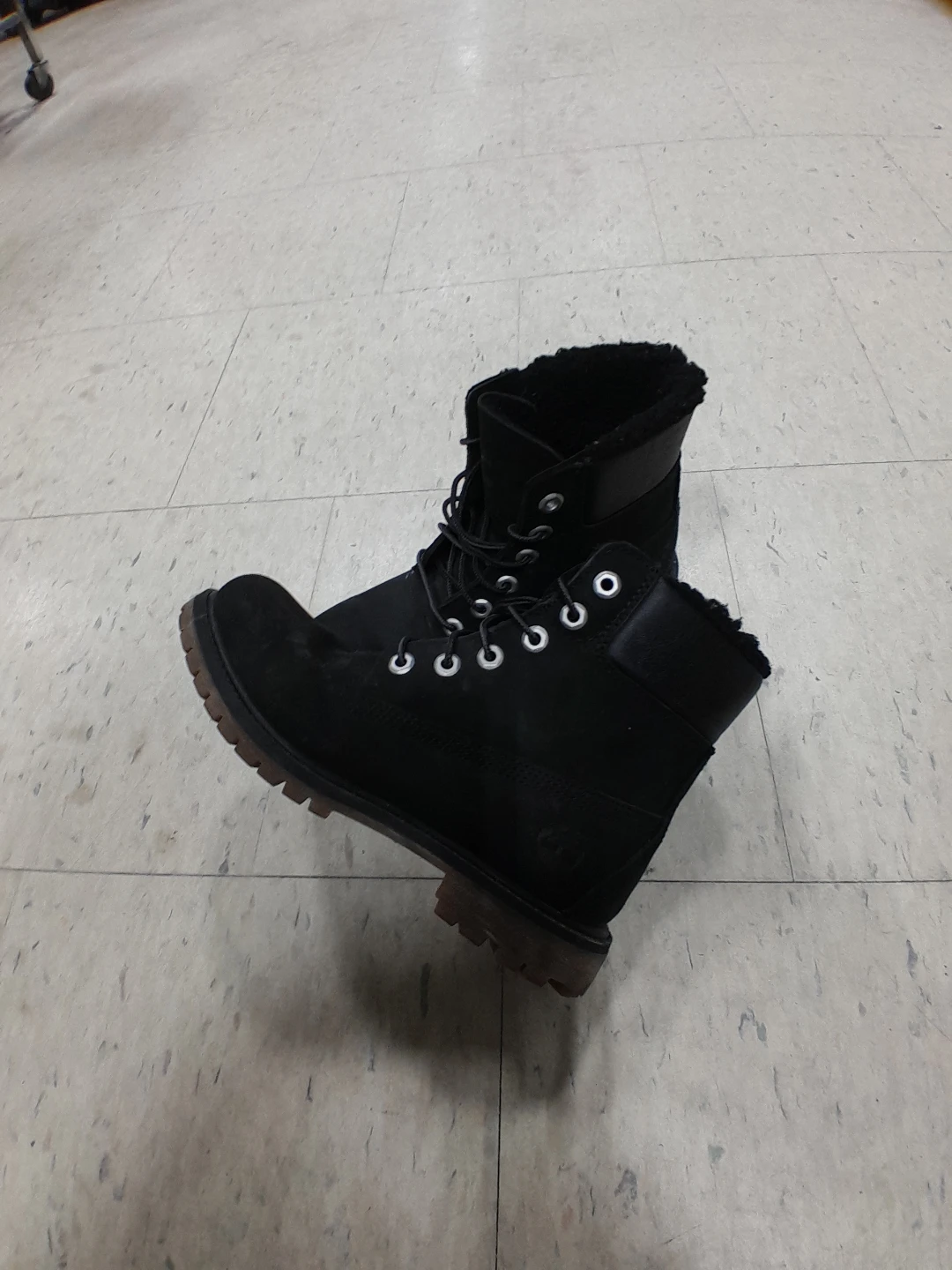 Timberland Black Suede Fur Lined Boots Women's Size 7
