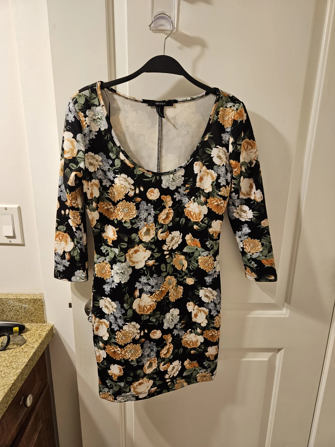 Medium Forever 21 Floral Print 3/4 Sleeve Mini Dress