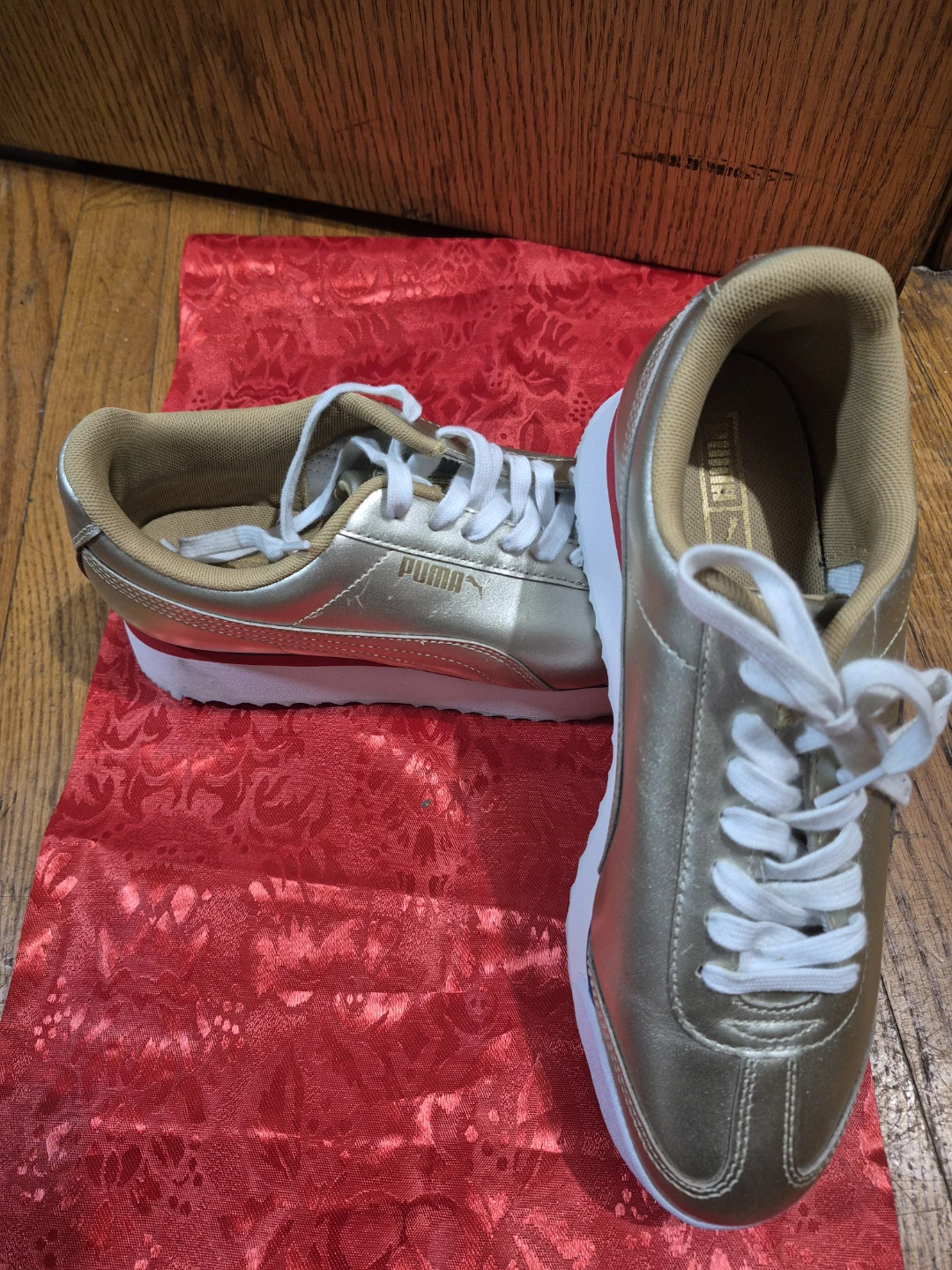 Puma Women's Gold Athletic Shoes - photo 2