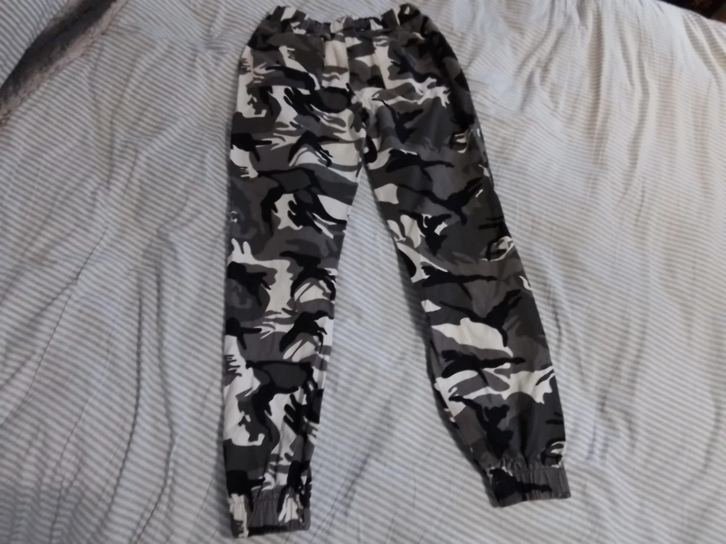 Camo Jogger Pants - photo 3